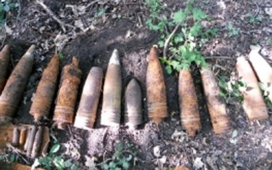 За улицей Чичерина в Брянске нашли 12 минометных мин