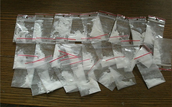 Брянцы застукали троих наркосбытчиков с «закладками»