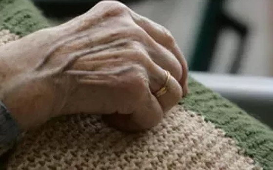 В брянском поселке убили 90-летнюю пенсионерку