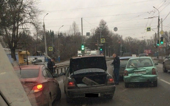 На Калинина в Брянске произошло массовое ДТП