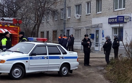Из-за угрозы теракта оцепили отделение «Почты России» в Брянске