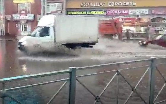 В первый день зимы Брянск затопил ливень