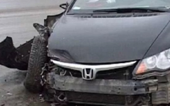 Пьяный водитель «Хонды» врезался в столб в Брянске