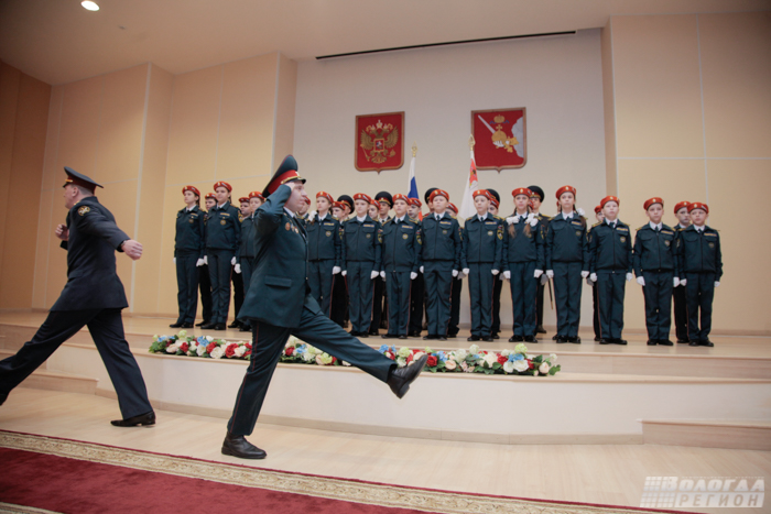 Учеников 22-й школы Вологды посвятили в кадеты